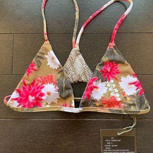 NWT Acacia Lei Day Shaka Bikini Top Size Small